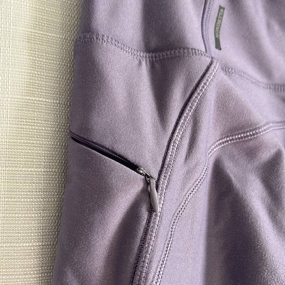 Woman’s leggings - Picture 3 of 4